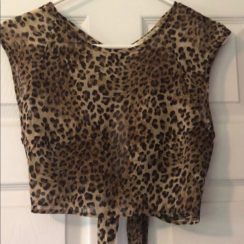Leopard crop top